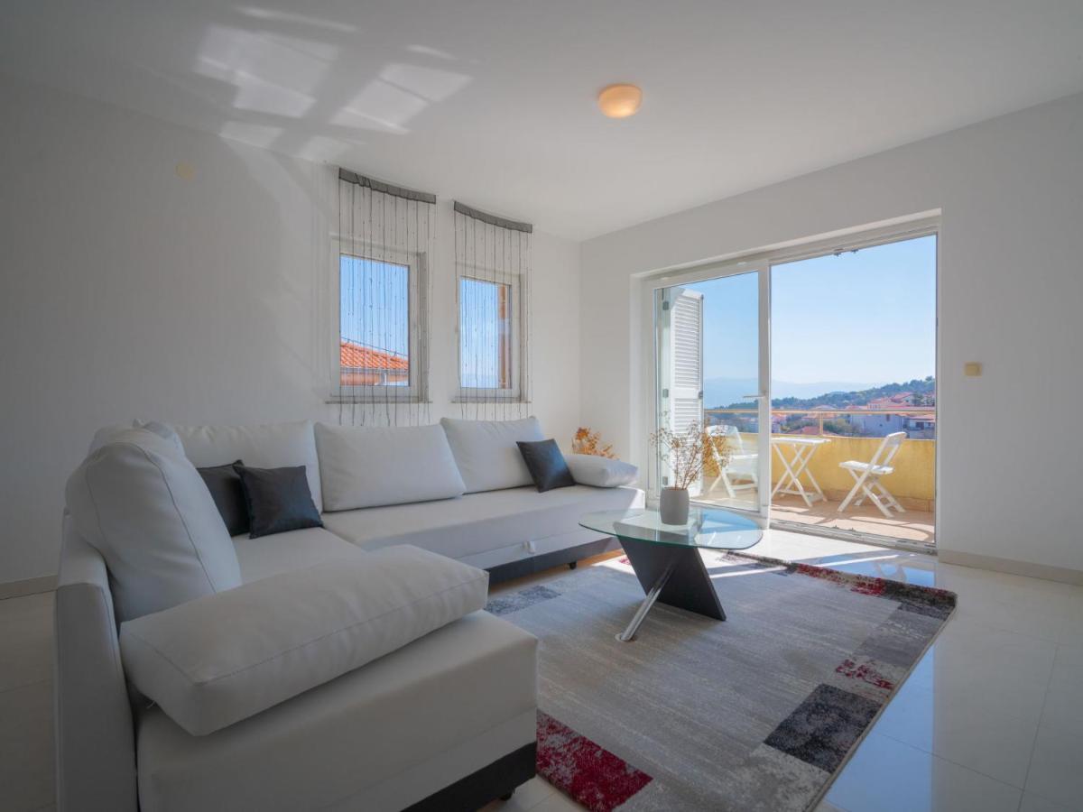Apartment Martina By Interhome